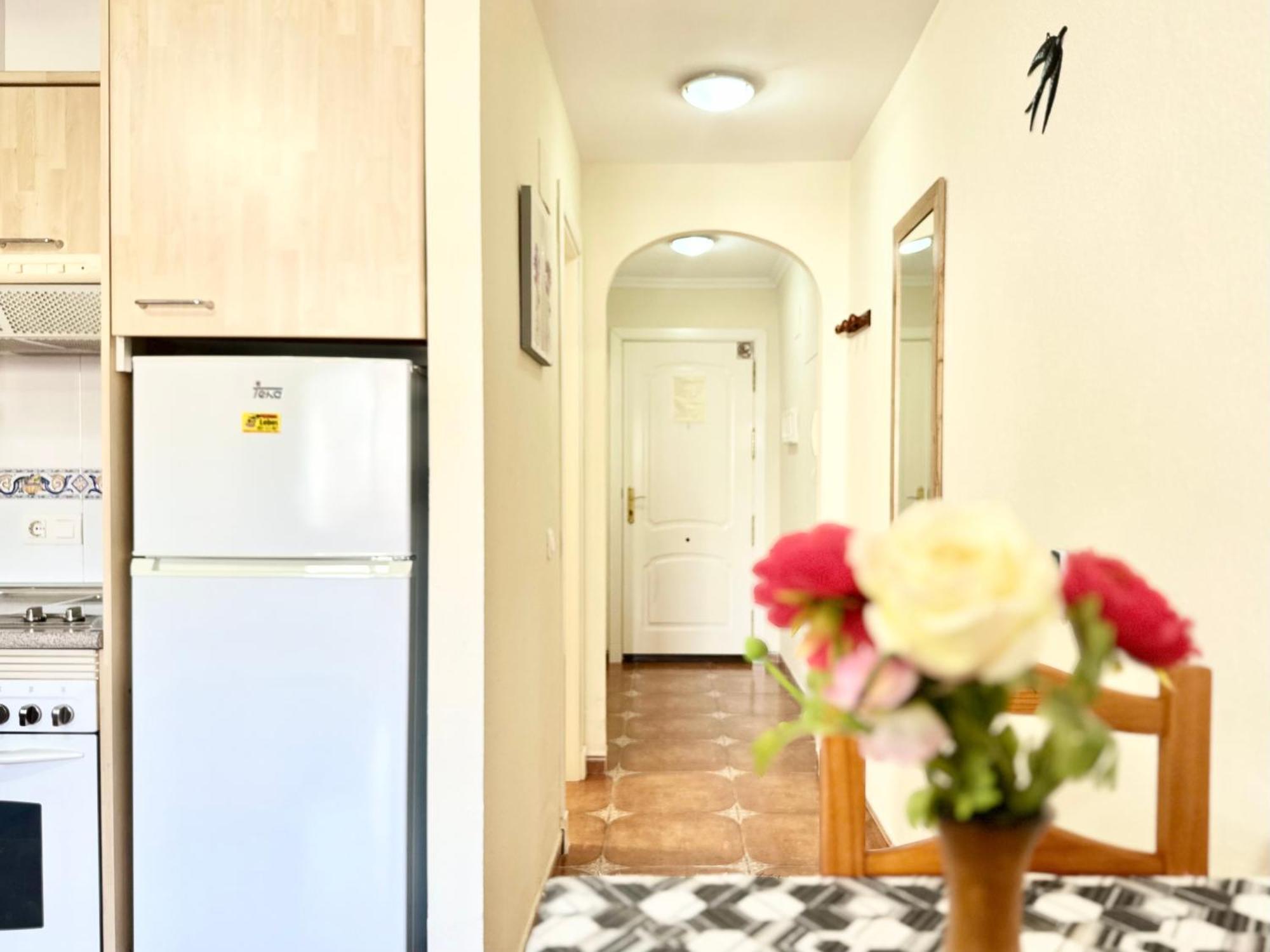 Costa Del Sol Seaside Studio - 5 Mins From Beach 丰希罗拉 外观 照片