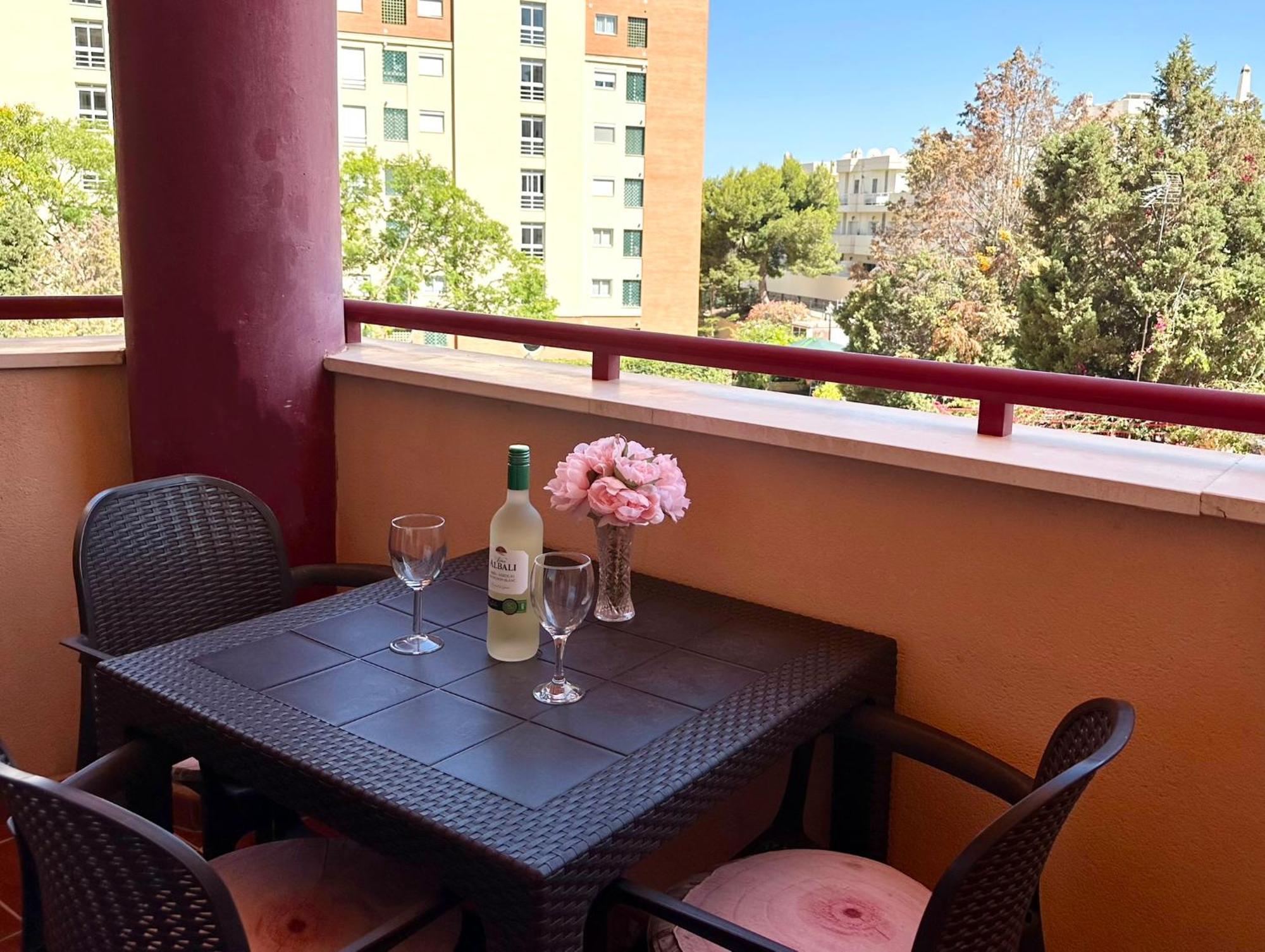Costa Del Sol Seaside Studio - 5 Mins From Beach 丰希罗拉 外观 照片