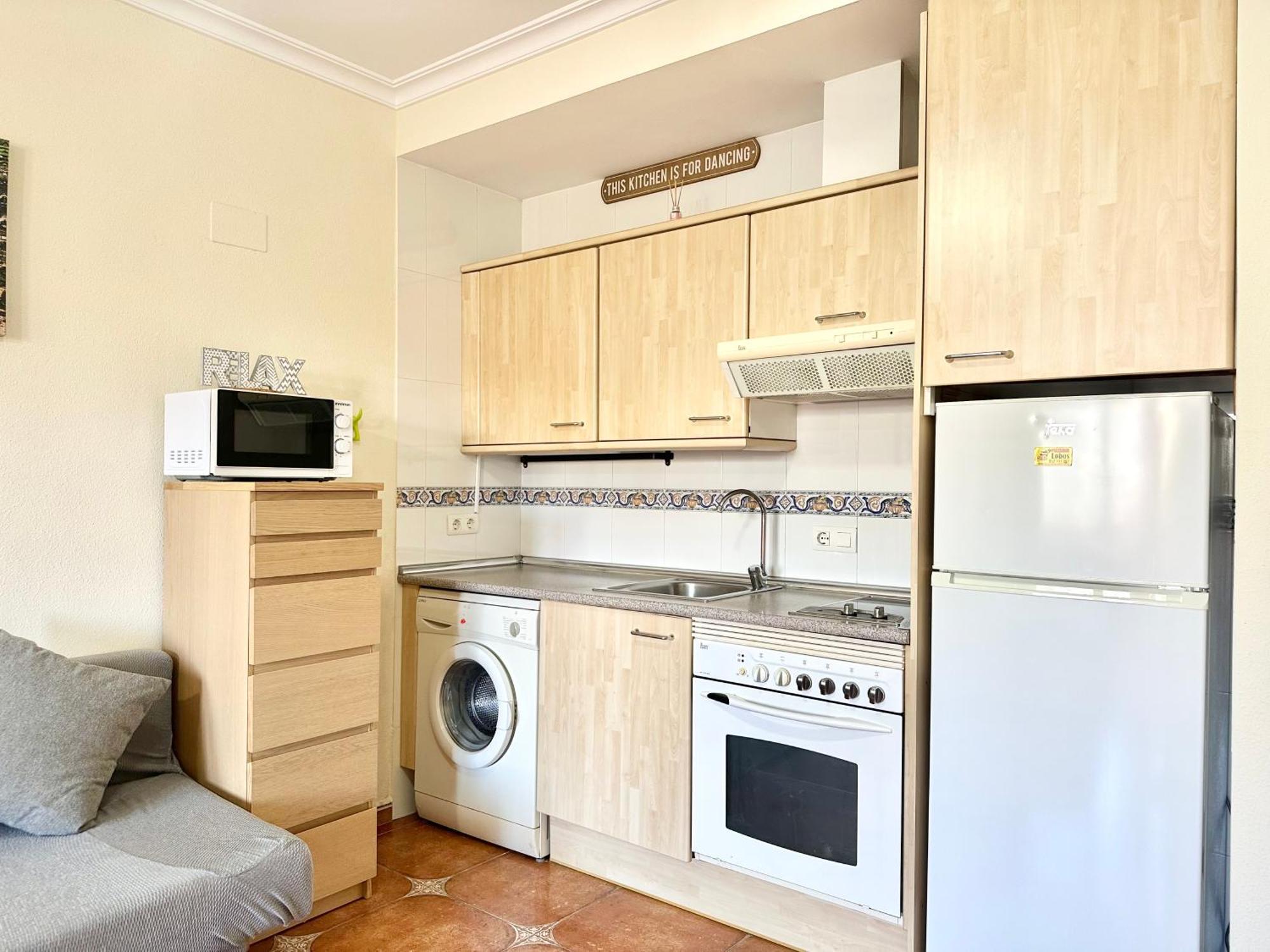 Costa Del Sol Seaside Studio - 5 Mins From Beach 丰希罗拉 外观 照片